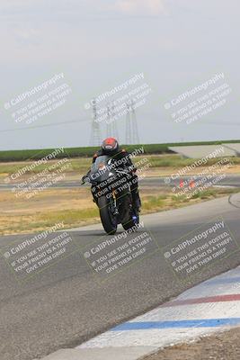 media/Jul-23-2023-TrackDaz (Sun) [[5bdcf0335d]]/Group A/Wheelie Bump (2pm)/
